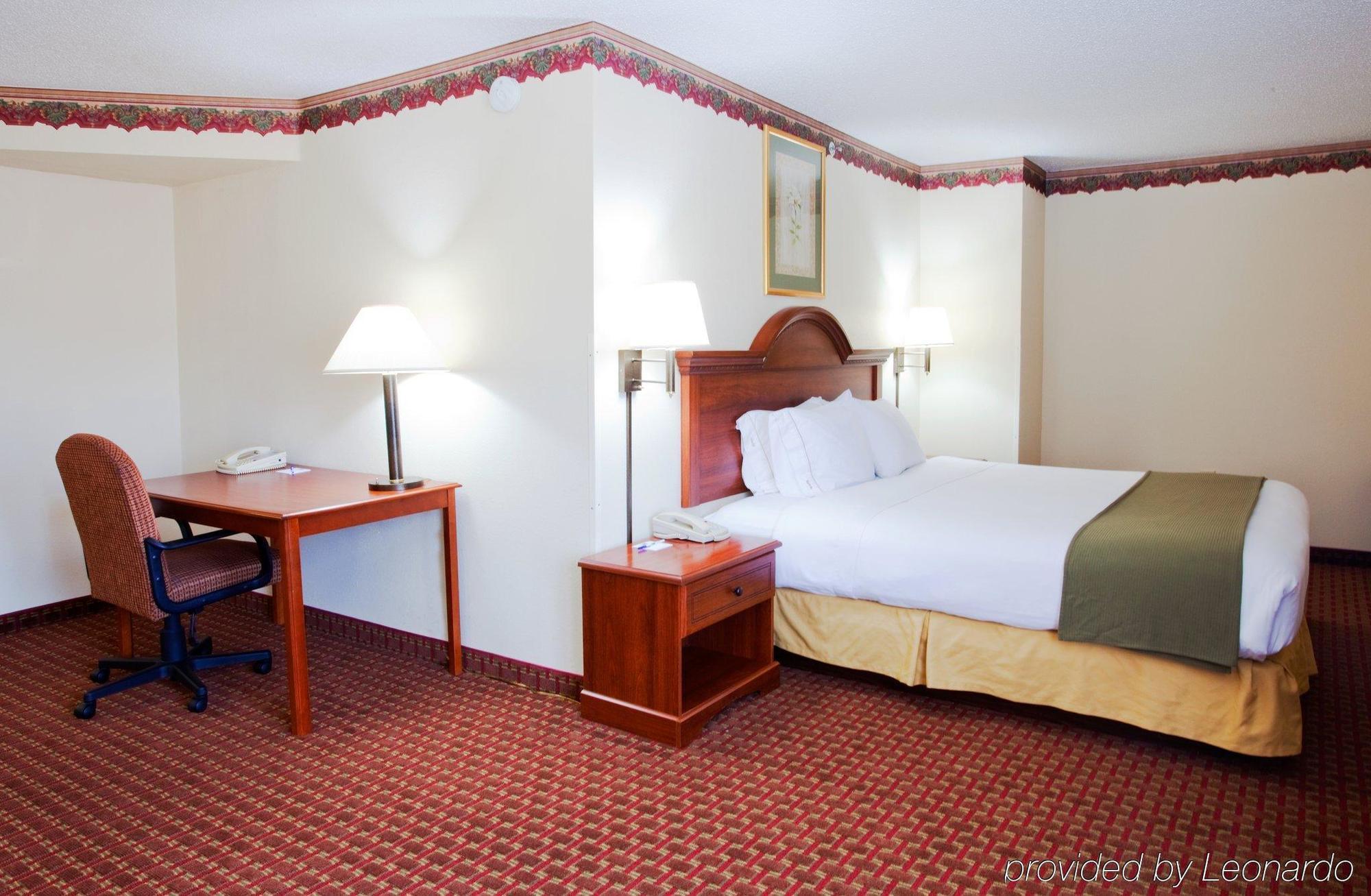Holiday Inn Express Hillsville By Ihg Εξωτερικό φωτογραφία