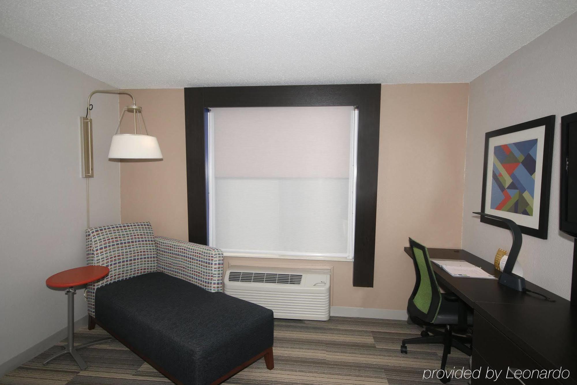 Holiday Inn Express Hillsville By Ihg Εξωτερικό φωτογραφία