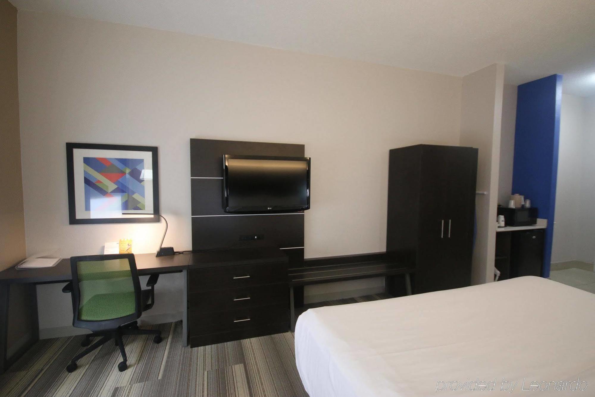 Holiday Inn Express Hillsville By Ihg Εξωτερικό φωτογραφία